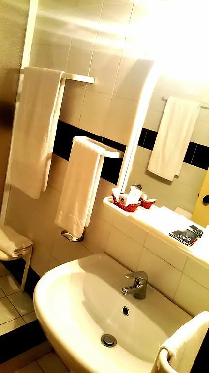 Hinterland Hotel كوارتو سانتيلينا