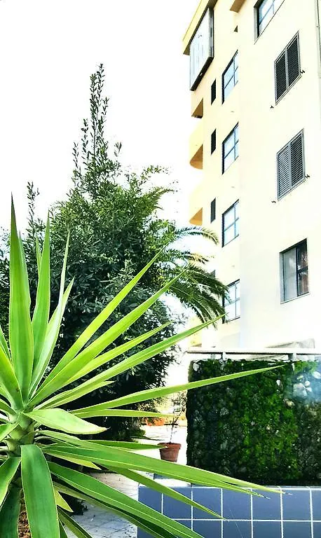 Hinterland Hotel كوارتو سانتيلينا