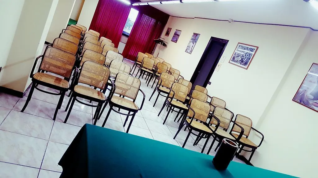 Hinterland Hotel كوارتو سانتيلينا