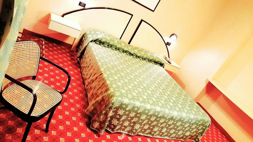 Hinterland Hotel كوارتو سانتيلينا إيطاليا